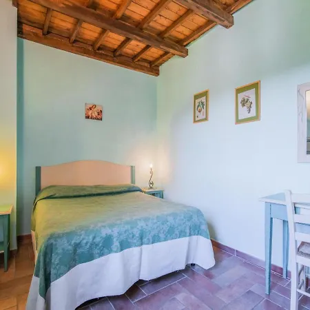 In With Pool & Sun Terrace Casa vacanze Sellano