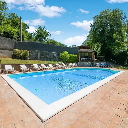 別荘 In With Pool & Sun Terrace Sellano