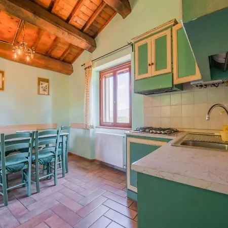 In With Pool & Sun Terrace Sellano