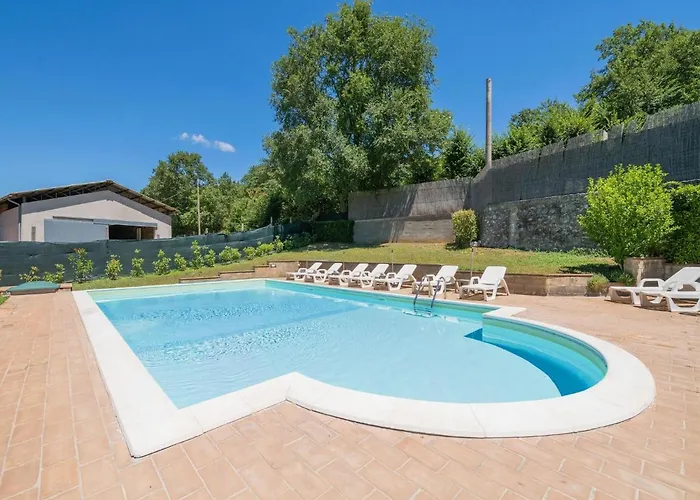 In With Pool & Sun Terrace Sellano