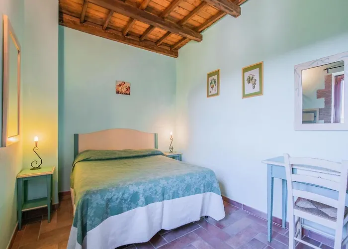 In With Pool & Sun Terrace Casa de Férias Sellano