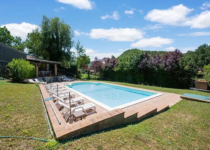 In With Pool & Sun Terrace * Sellano