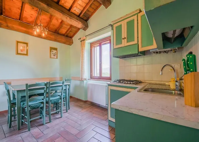 In With Pool & Sun Terrace Sellano