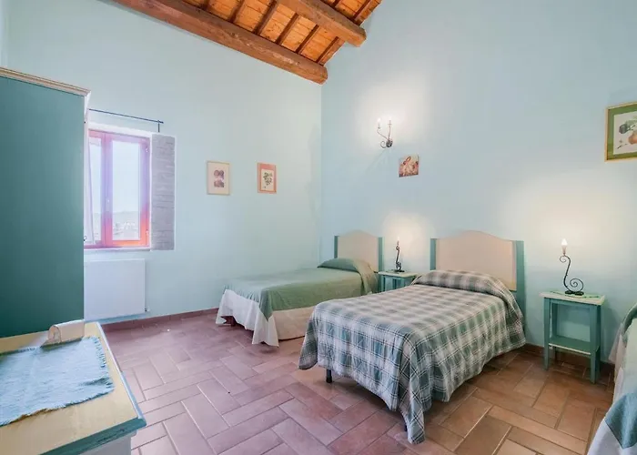 In With Pool & Sun Terrace Casa de Férias Sellano