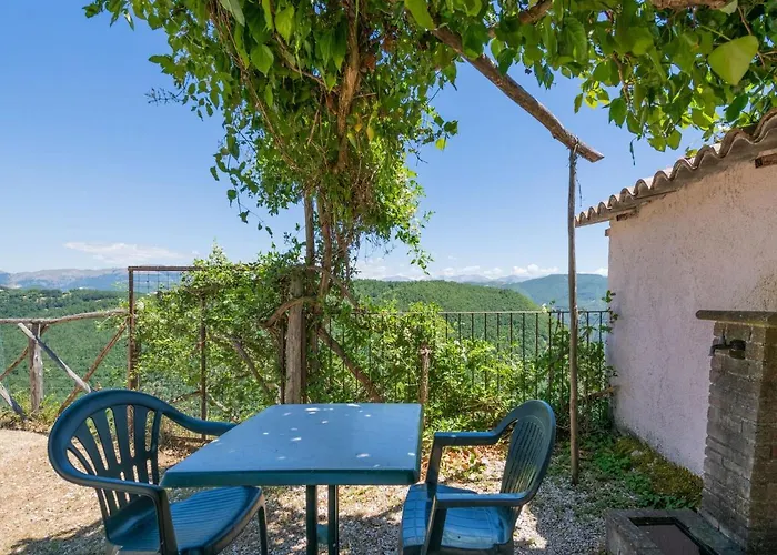 In With Pool & Sun Terrace *