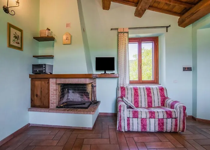 In With Pool & Sun Terrace Casa de Férias Sellano