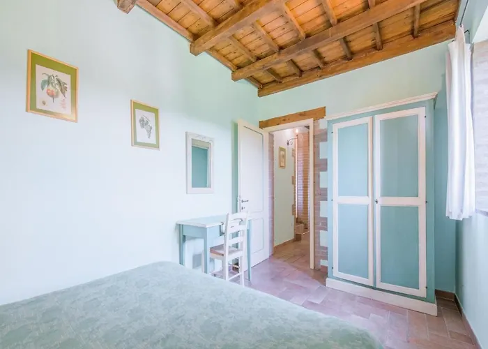 In With Pool & Sun Terrace Casa de Férias Sellano