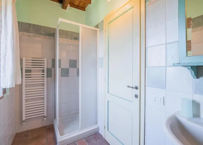 In With Pool & Sun Terrace